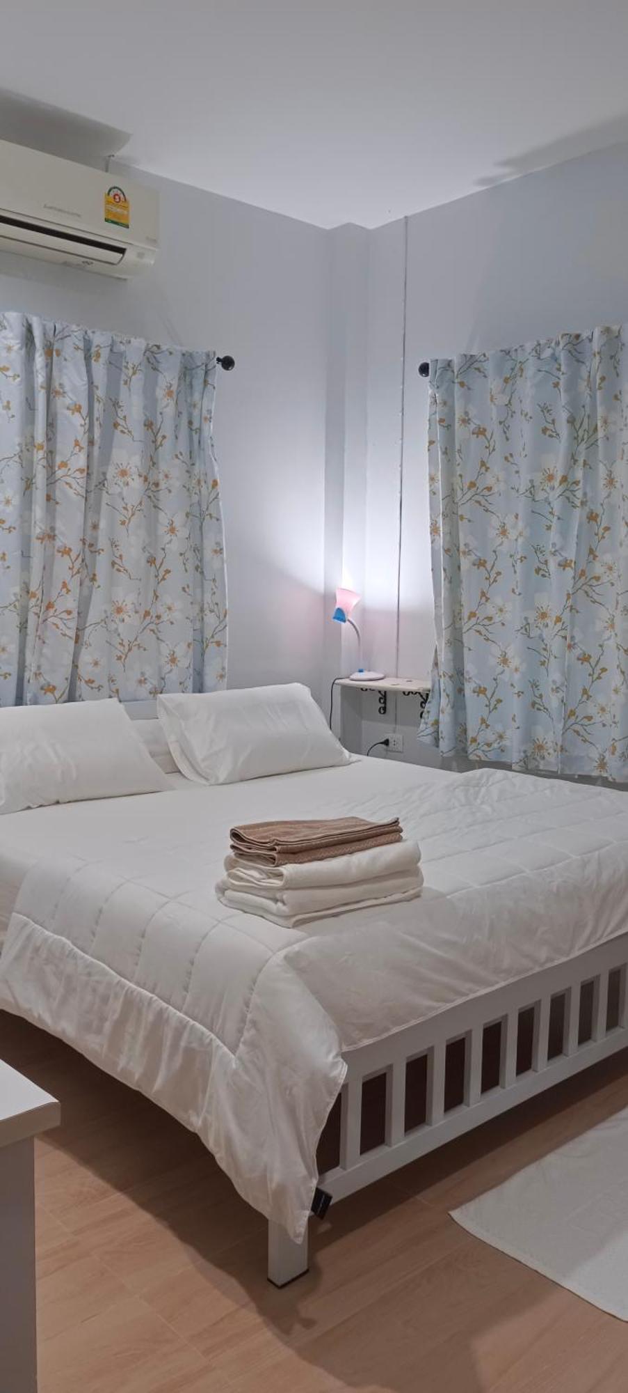 B&N House Apartment Nai Yang Luaran gambar